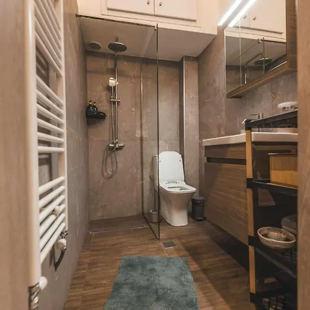 Victoria's Aura I * Kozani